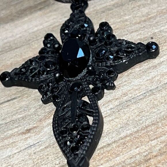 Necklace Pendant, All black, Beaded, Cross pendant On Cord - Picture 6 of 7